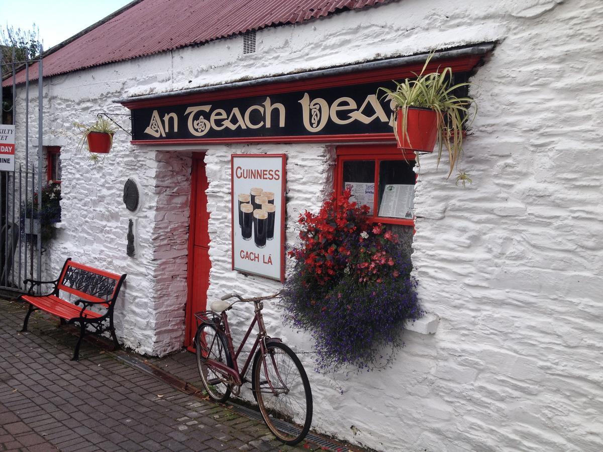 O Donovans Hotel Clonakilty Exterior photo